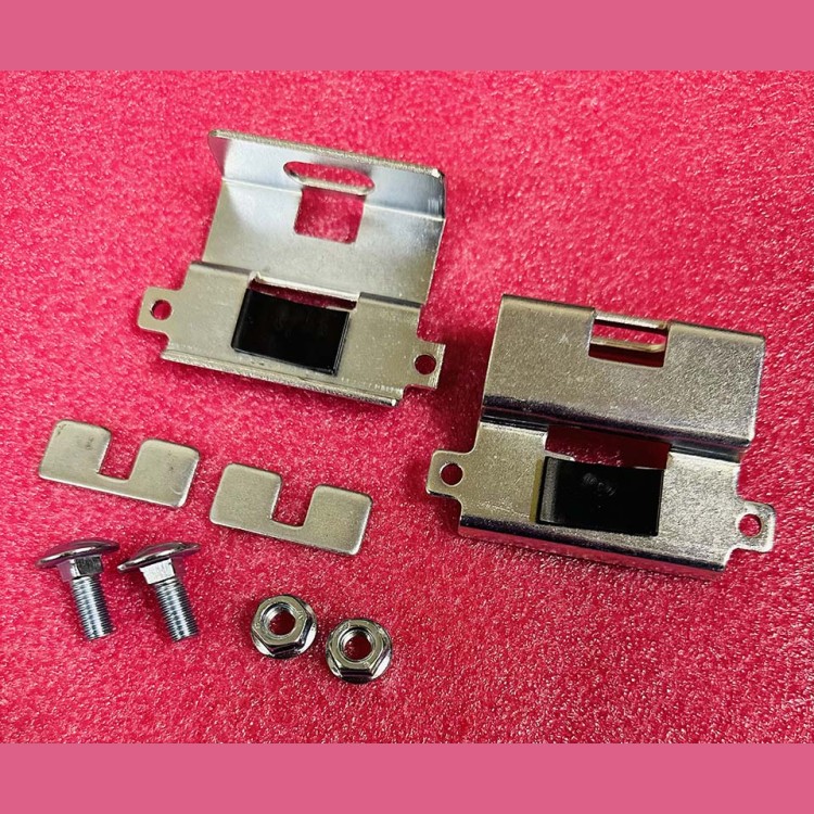 Комплект башмаков дверей AGH-48P000000-0 Fermator